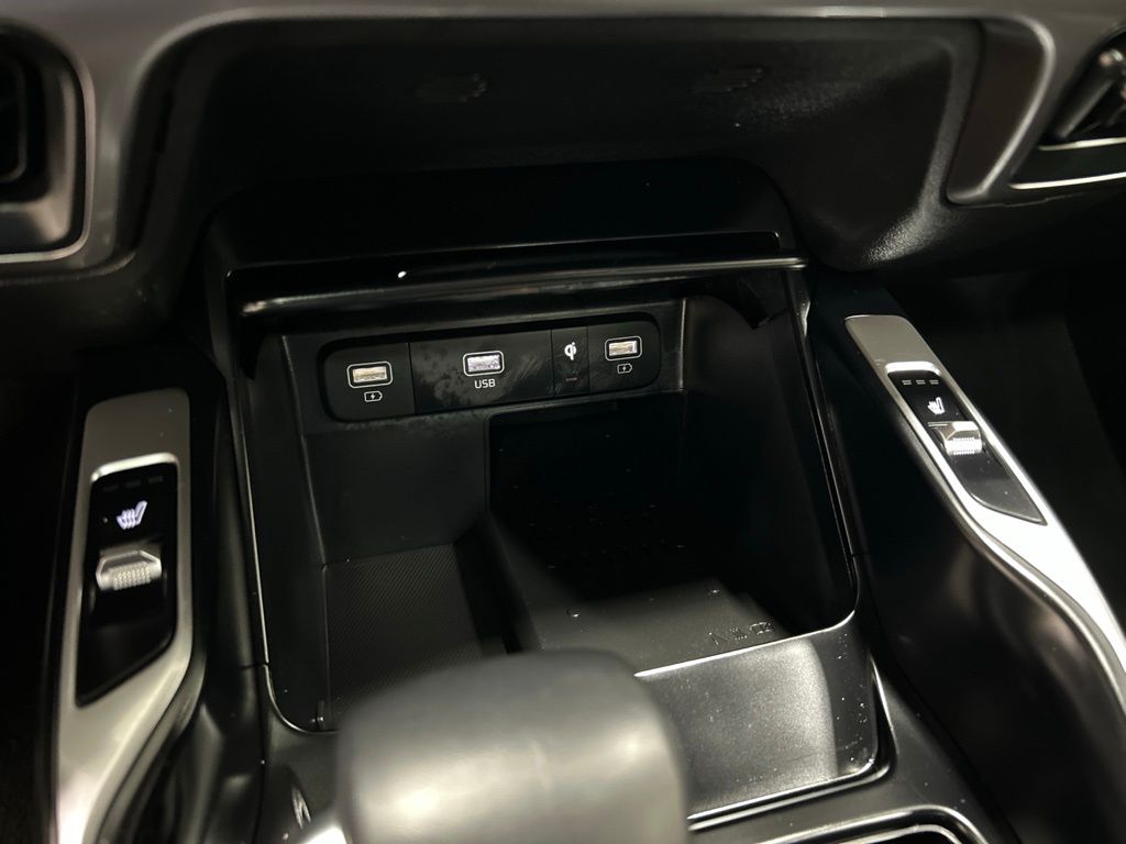 used 2023 Kia Sorento car, priced at $29,830