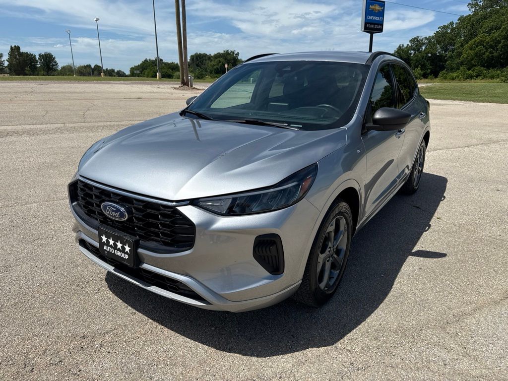 Silver Metallic 2023 Ford Escape ST-Line AWD SUV / Crossover All-Wheel Drive 8-Speed Automatic
