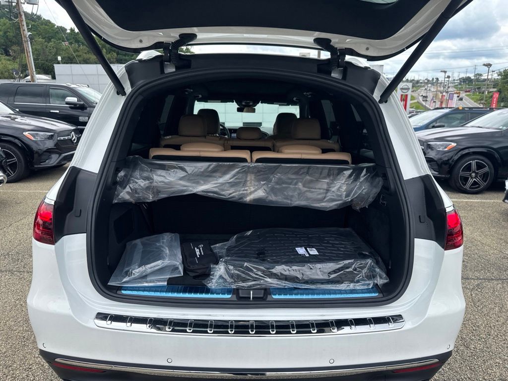 2026 Mercedes-Benz GLS GLS 450 White at John Sisson Motors