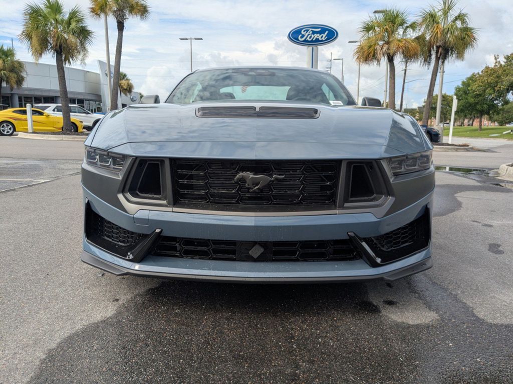 2025 Ford Mustang Dark Horse