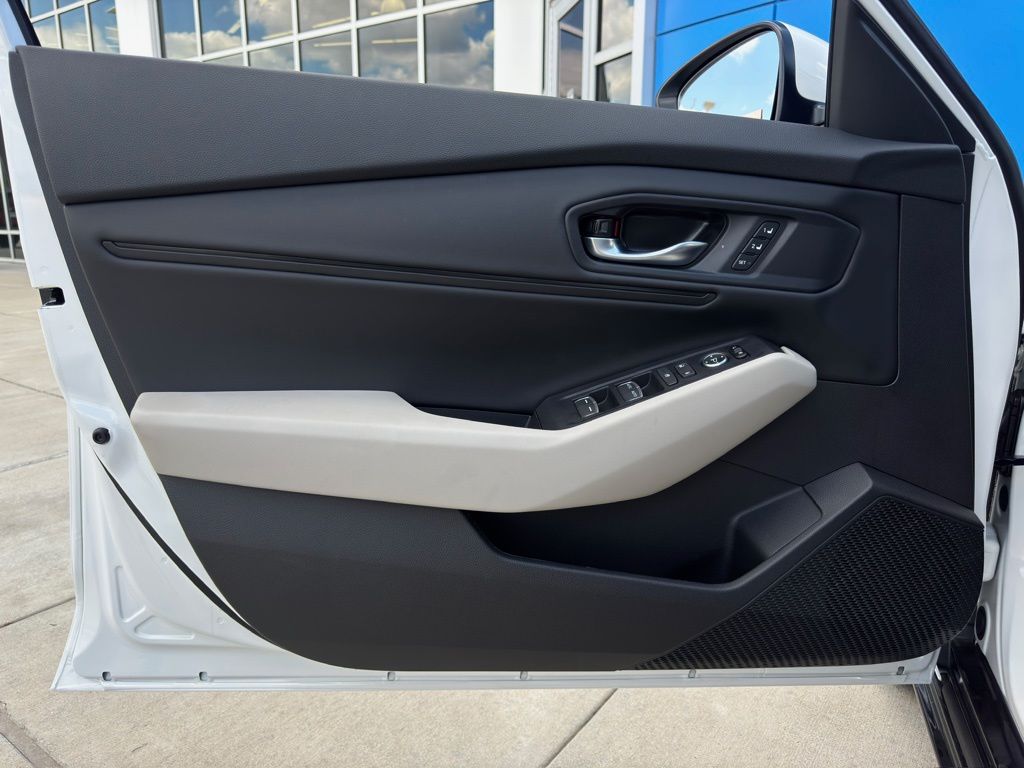 2025 Honda Accord Hybrid EX-L White at Community Honda