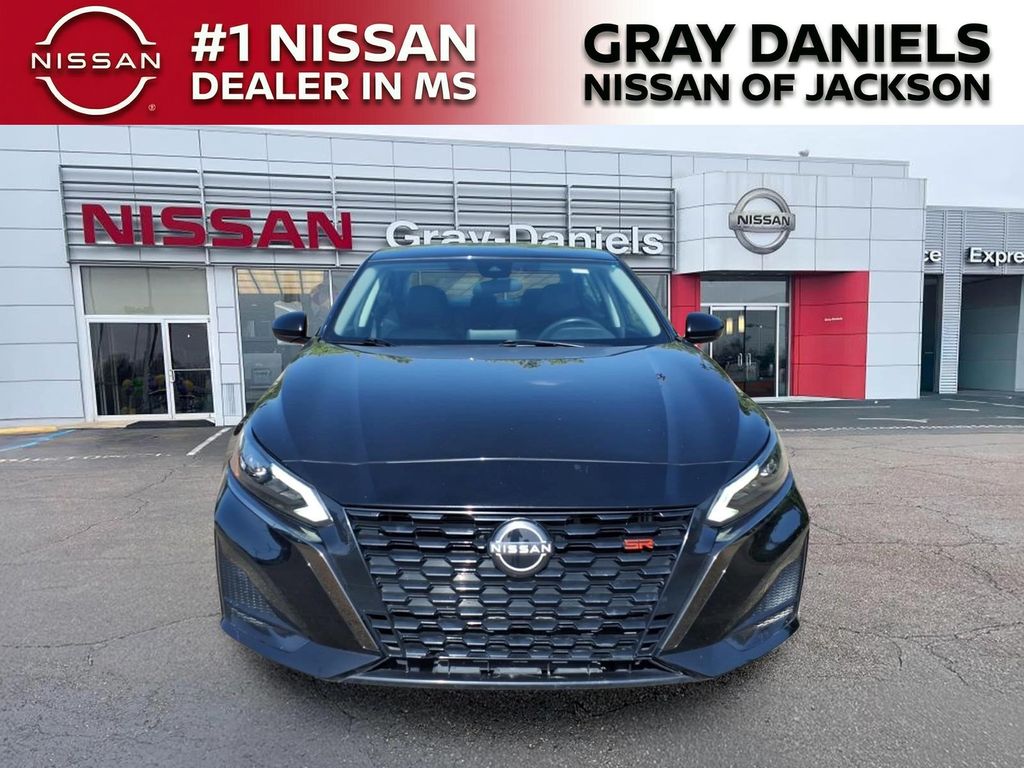 Used 2023 Nissan Altima Sedan
