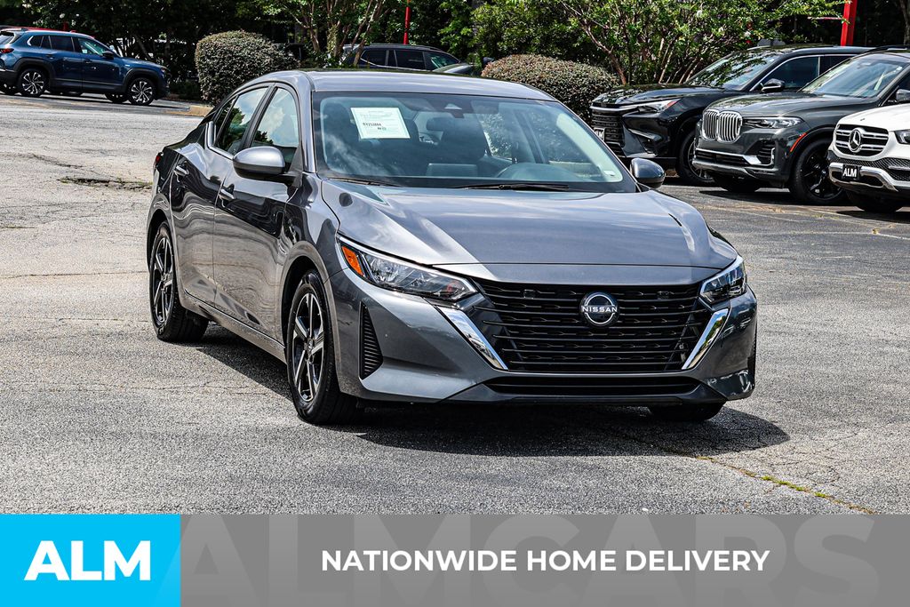 Used 2024 Gray Nissan SV image 5