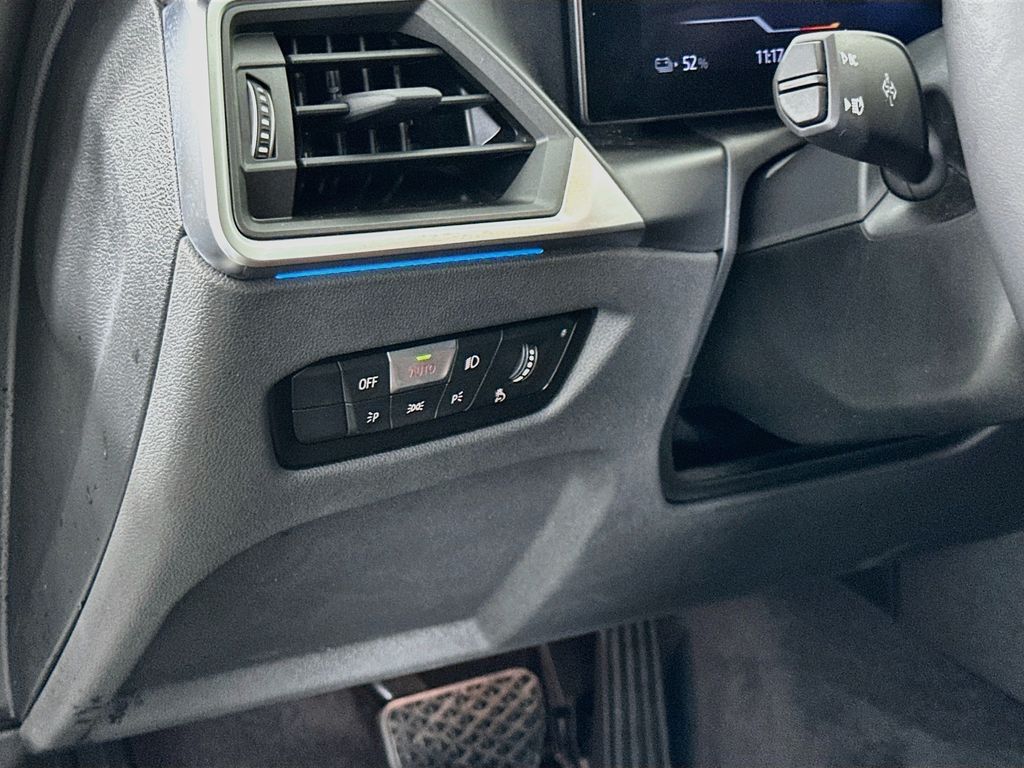 Thumbnail: 2024 BMW i4 - 10