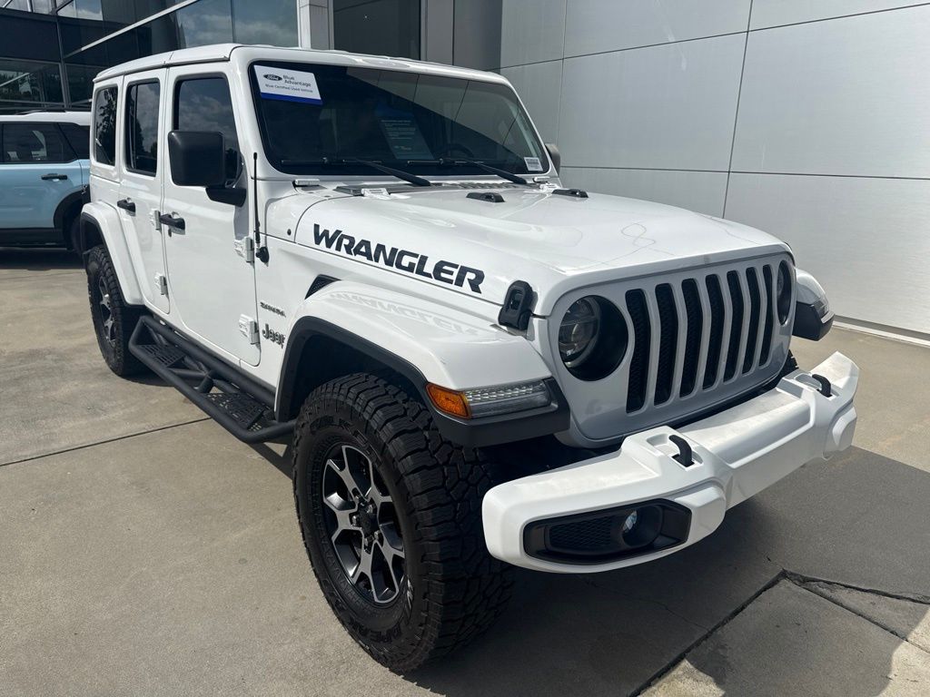 2018 Jeep Wrangler Blanco (Bright White Clearcoat) SUV/Crossover Todo terreno 8 velocidades Automática