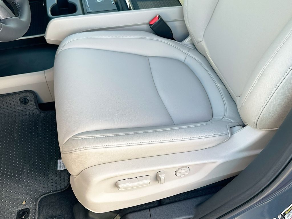 2025 Honda Odyssey EX-L 20
