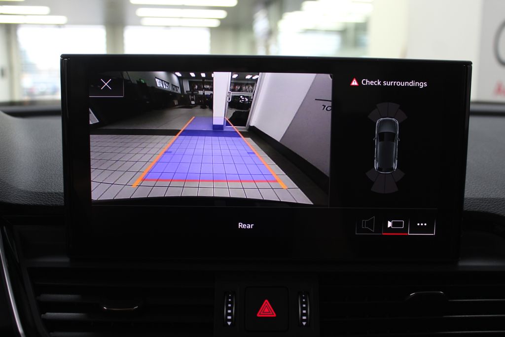 Thumbnail: 2025 Audi Q5 - 20