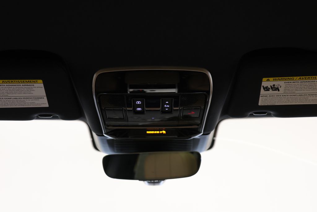 Thumbnail: 2026 Land Rover Range Rover - 14
