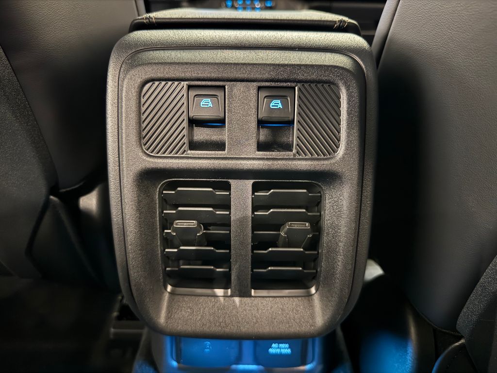 New 2026 White Ford Raptor image 33