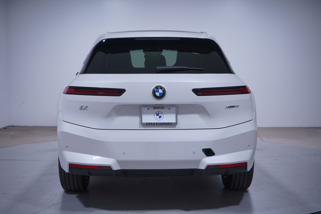 Thumbnail: 2026 BMW iX - 5