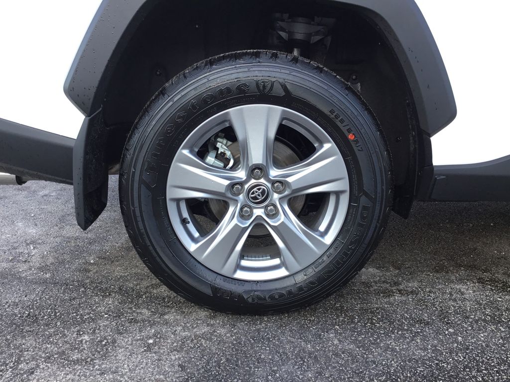 Thumbnail: 2025 Toyota RAV4 - 11