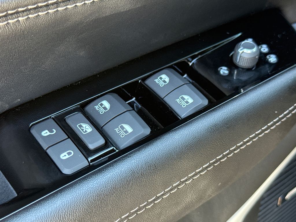 New 2026 Jeep Grand Wagoneer L SUV