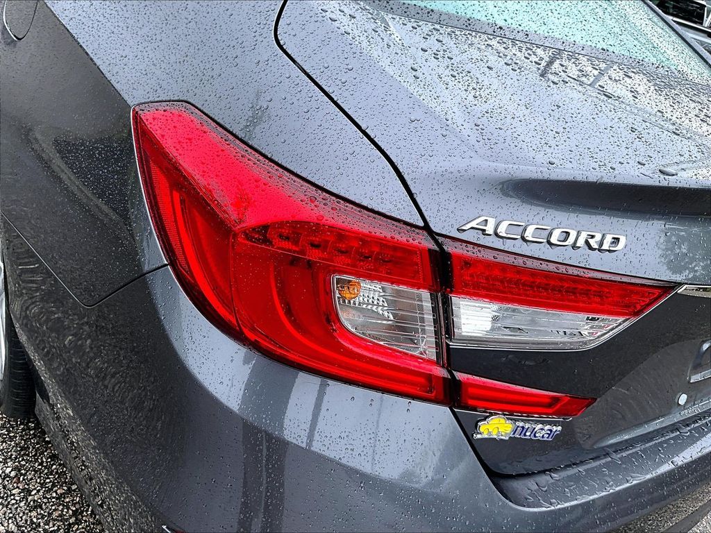 2020 Honda Accord — photo 31