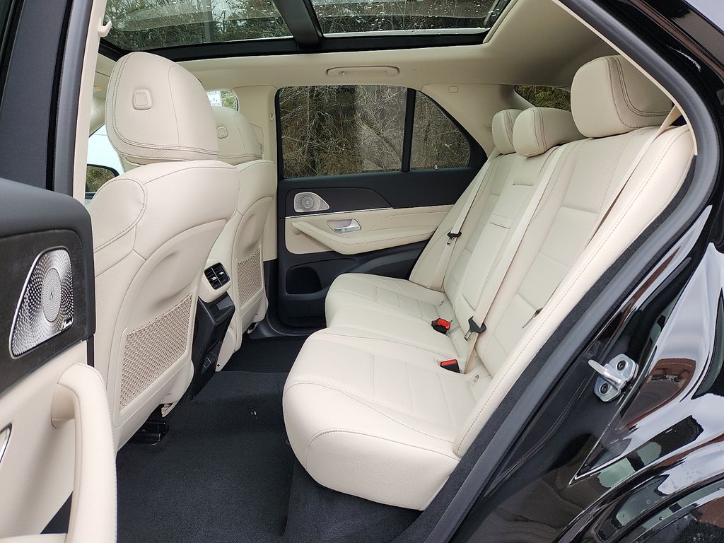 Thumbnail: 2026 Mercedes-Benz GLE - 6