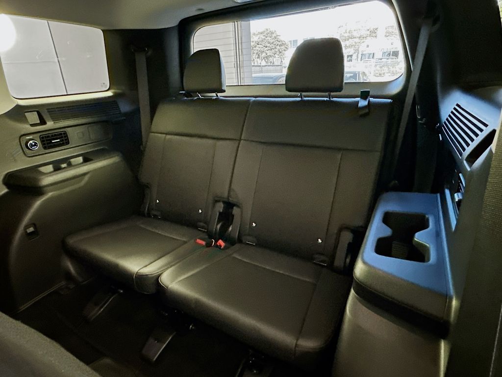 Thumbnail: 2025 Hyundai Santa Fe - 26