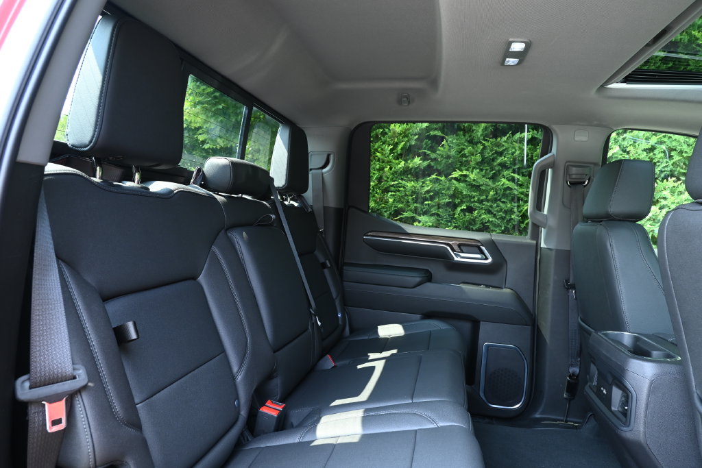 Thumbnail: 2024 Chevrolet Silverado 1500 - 32