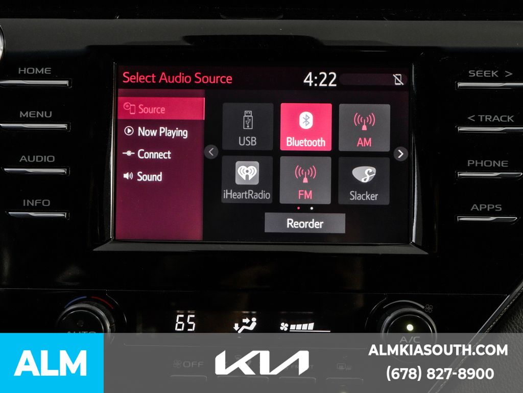 2018 Toyota Camry LE photo 31