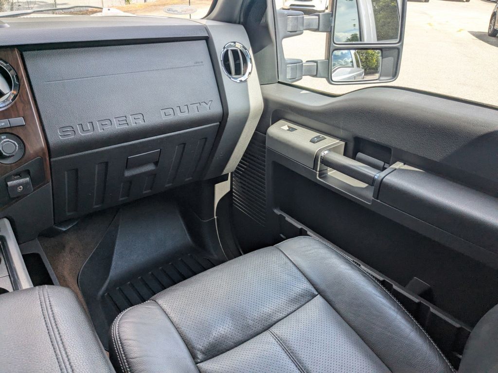 2012 Ford F-250 Super Duty Lariat