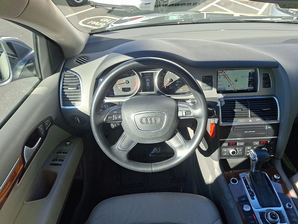 Thumbnail: 2015 Audi Q7 - 11