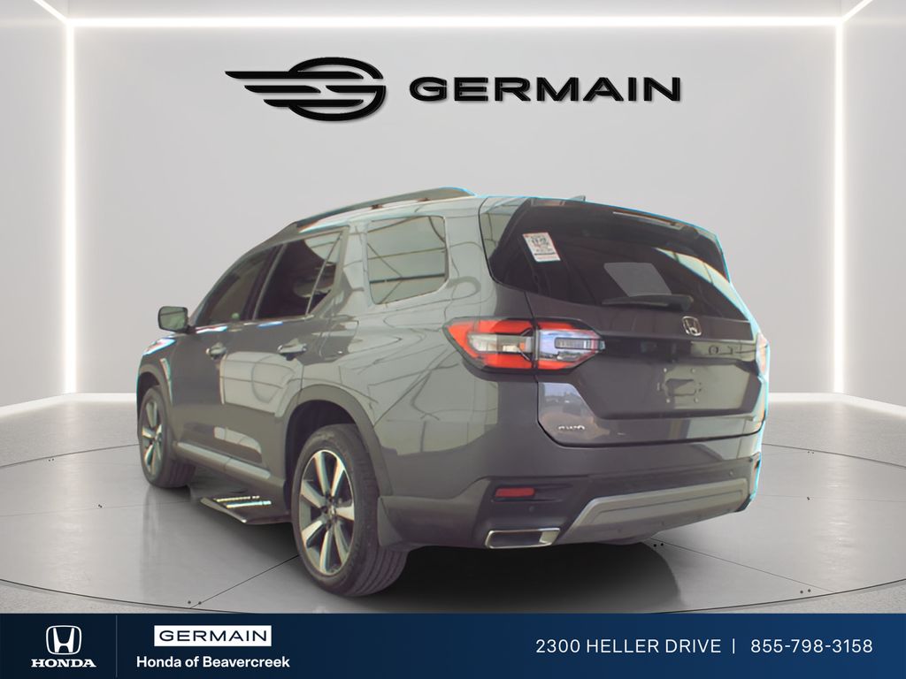 Used 2024 Gray Honda Touring image 4