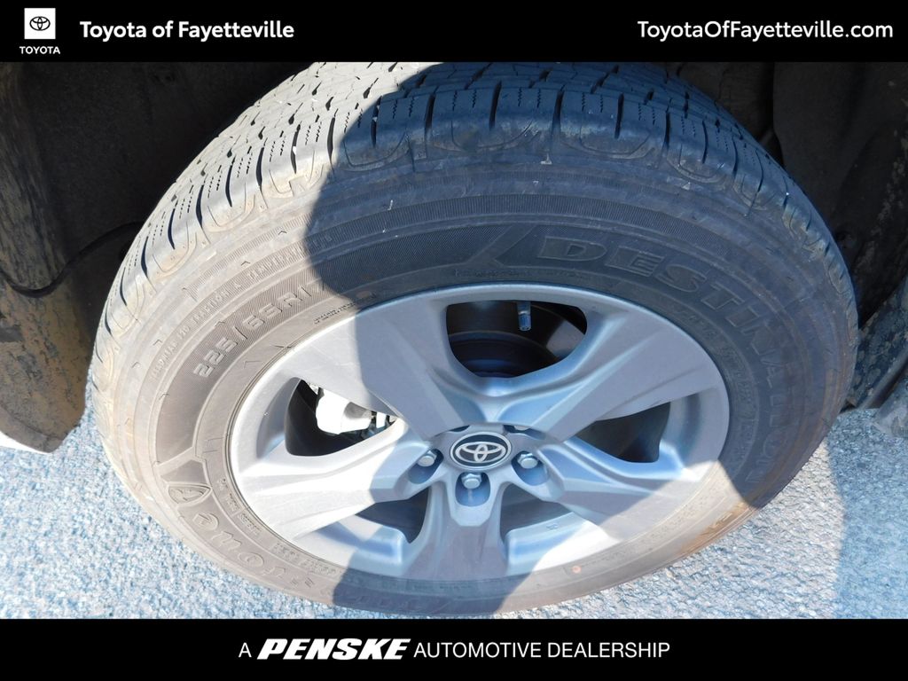 Thumbnail: 2025 Toyota RAV4 - 7