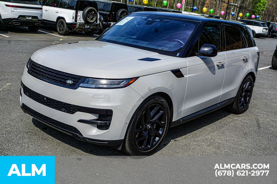 Used 2023 Gray Land Rover SE image 15