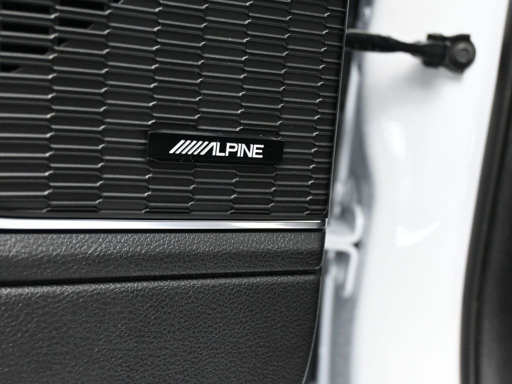 Used 2024 Bright White Clearcoat Jeep Overland image 41