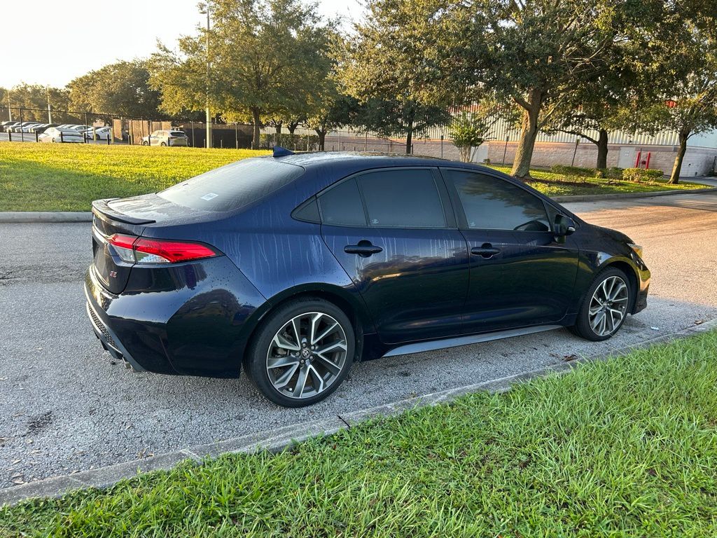 Thumbnail: 2022 Toyota Corolla - 5