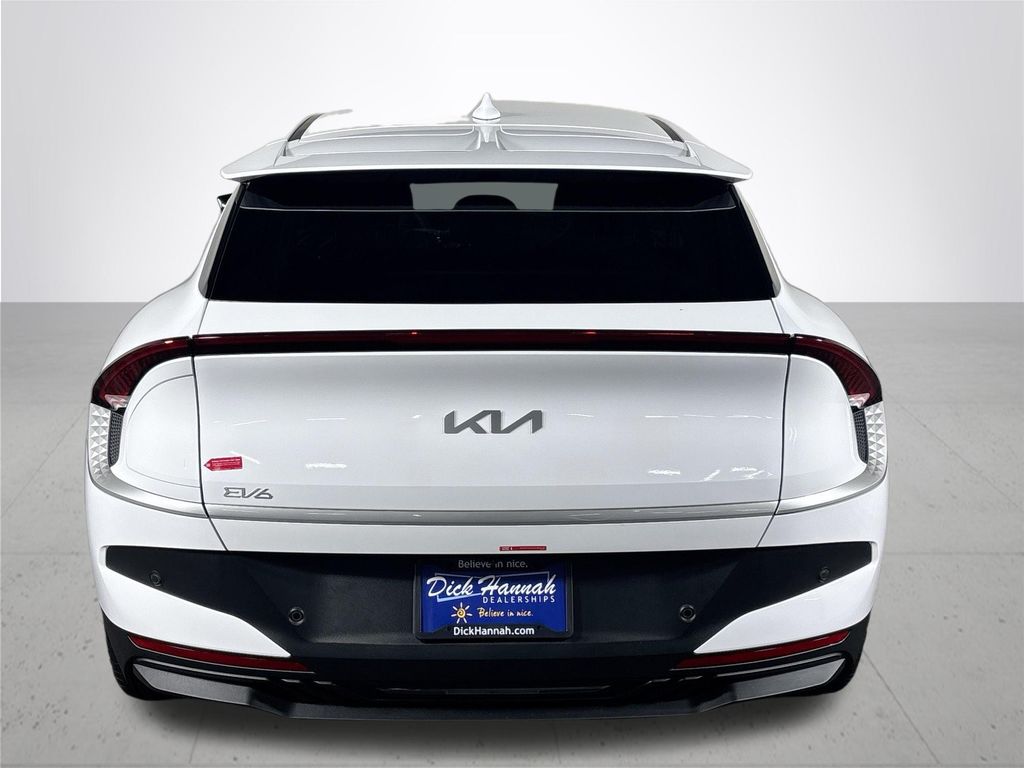 2025 Kia EV6 Light