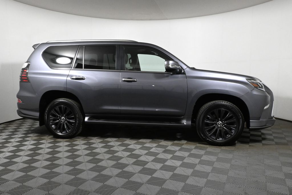 2023 Lexus GX 460 8