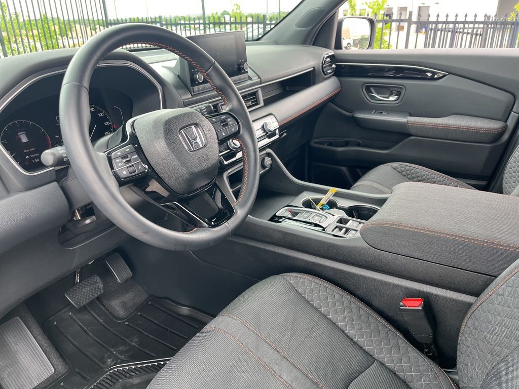 Thumbnail: 2024 Honda Pilot - 18