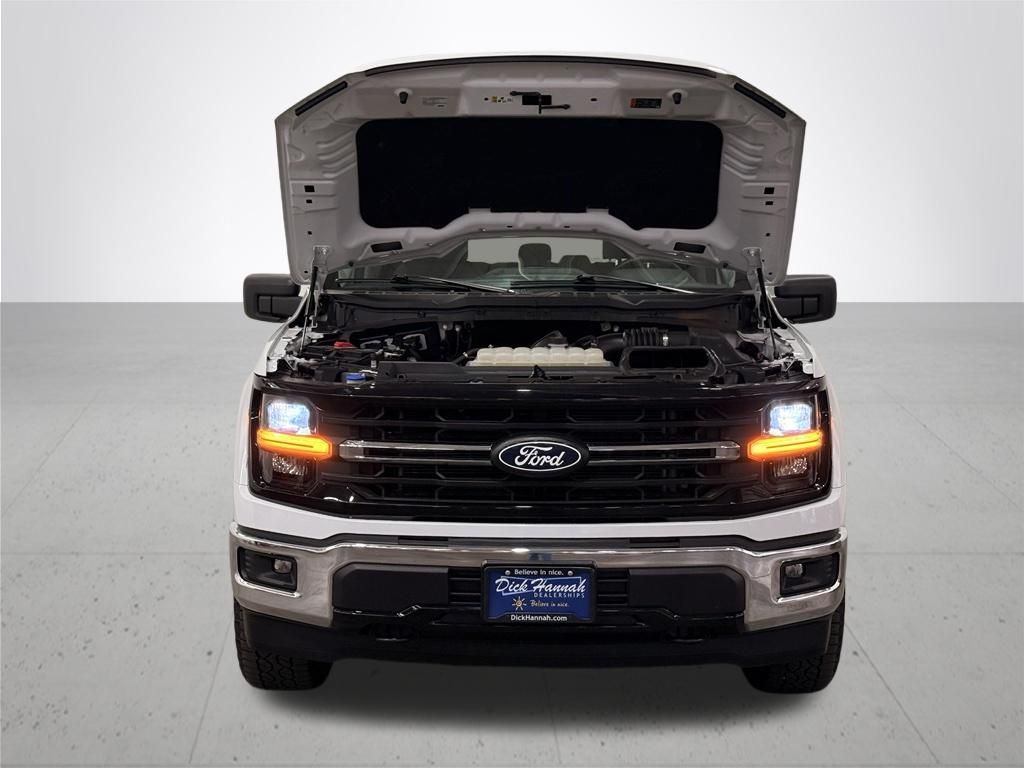 View vehicle photo 6