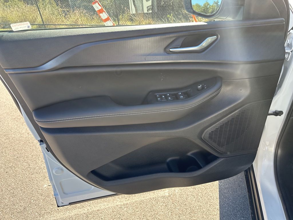 New Car 2025 Jeep Grand Cherokee  For Sale Under $40,000 In Austin, Texas