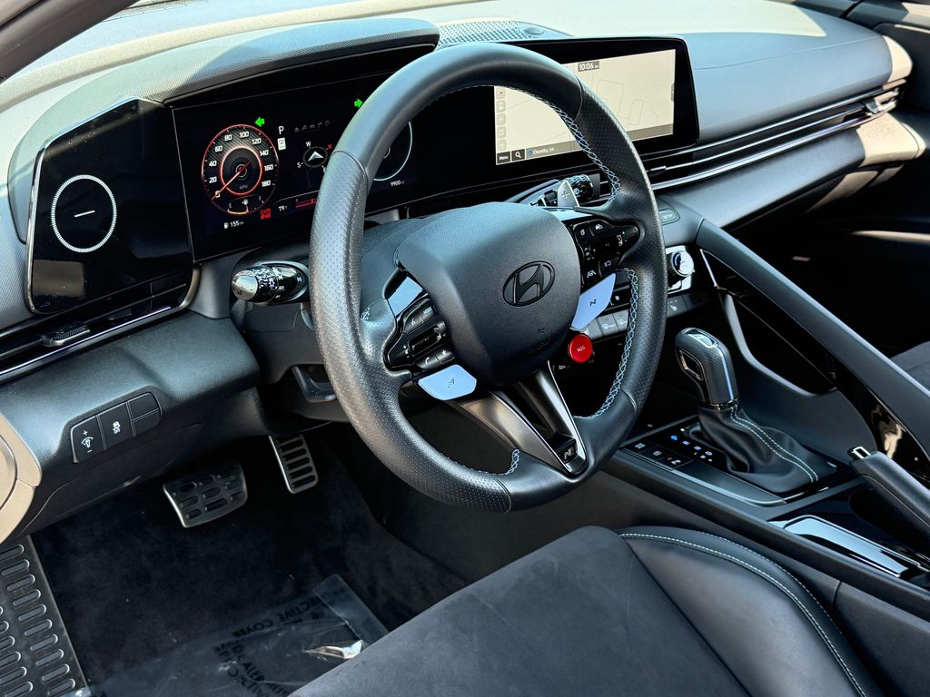 Thumbnail: 2025 Hyundai Elantra - 17