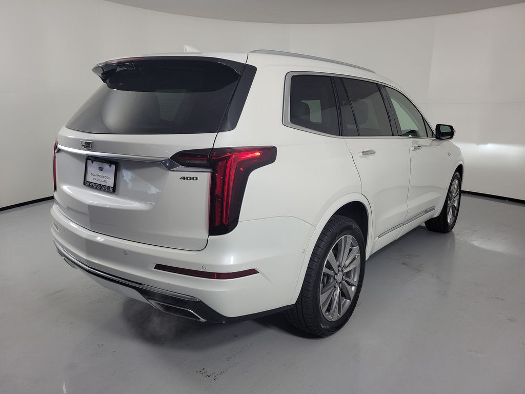 2023 Cadillac XT6 Premium Luxury - 3