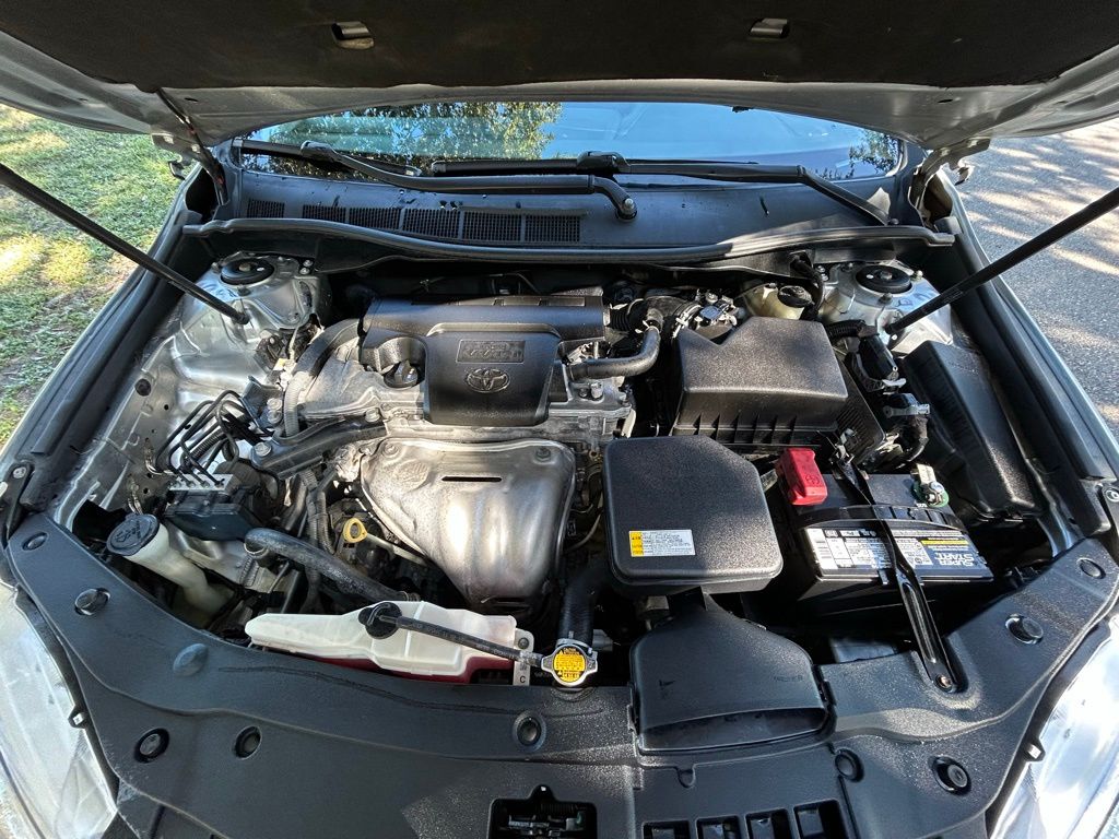 Thumbnail: 2015 Toyota Camry - 11