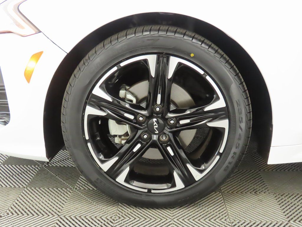 Thumbnail: 2024 Kia K5 - 31