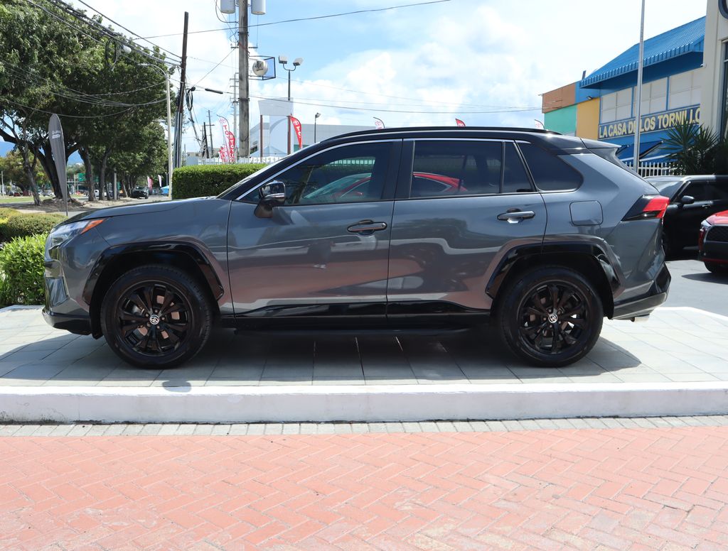 Thumbnail: 2024 Toyota RAV4 - 8