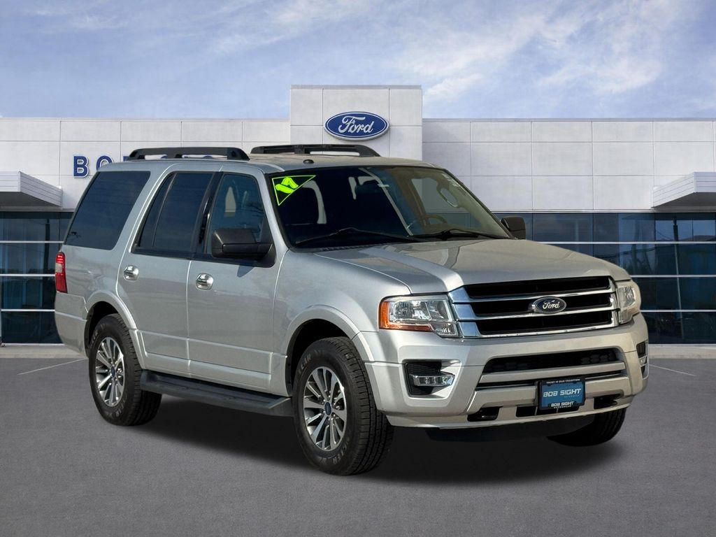 Used 2017 Ford Expedition XLT with VIN 1FMJU1JT6HEA53500 for sale in Kansas City