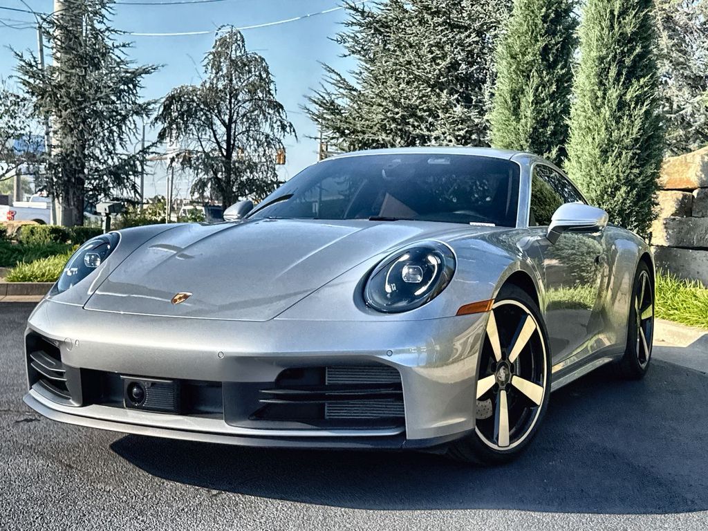 GT Silver Metallic 2025 Porsche 911 Carrera Coupe RWD Coupe Rear-Wheel Drive 8-Speed Automatic