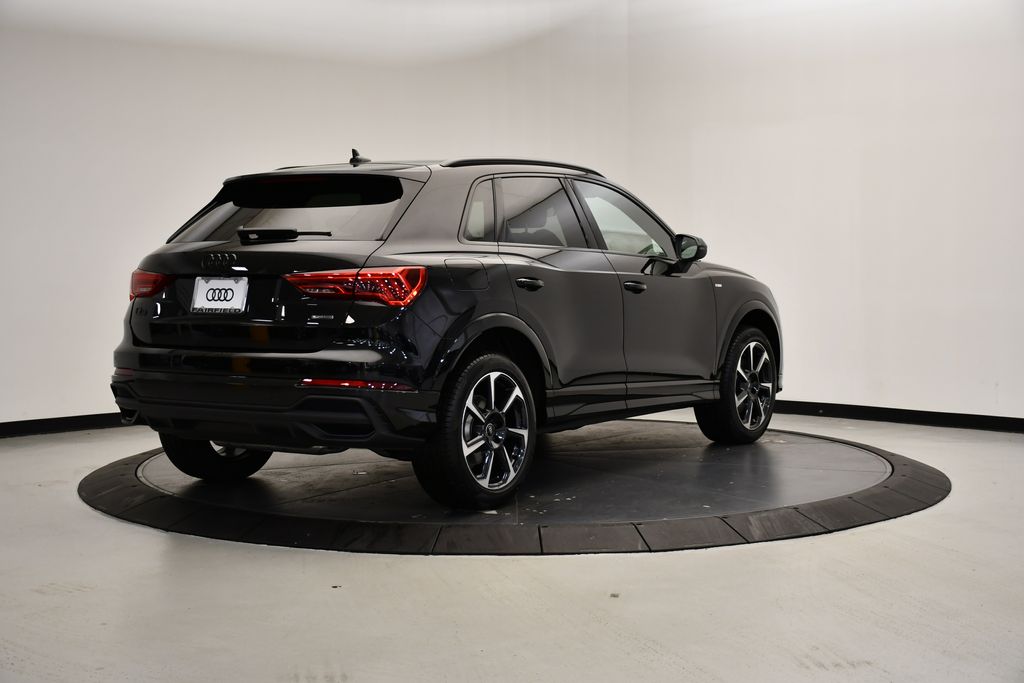 Thumbnail: 2025 Audi Q3 - 5