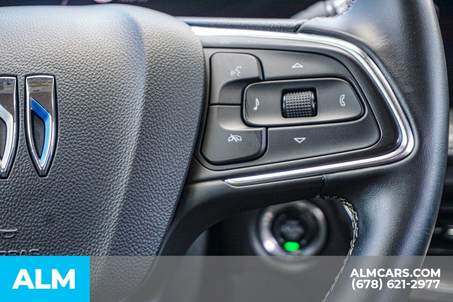 Used 2025 Black Buick Preferred image 30
