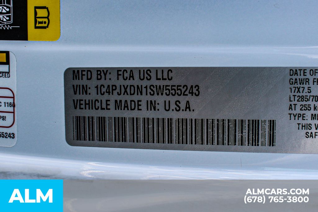 Used 2025 White Jeep Willys image 41