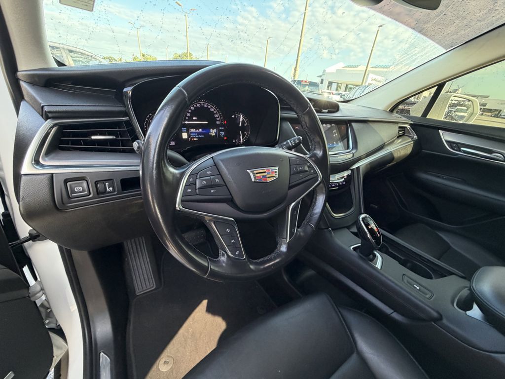 used 2019 Cadillac XT5 car, priced at $15,491