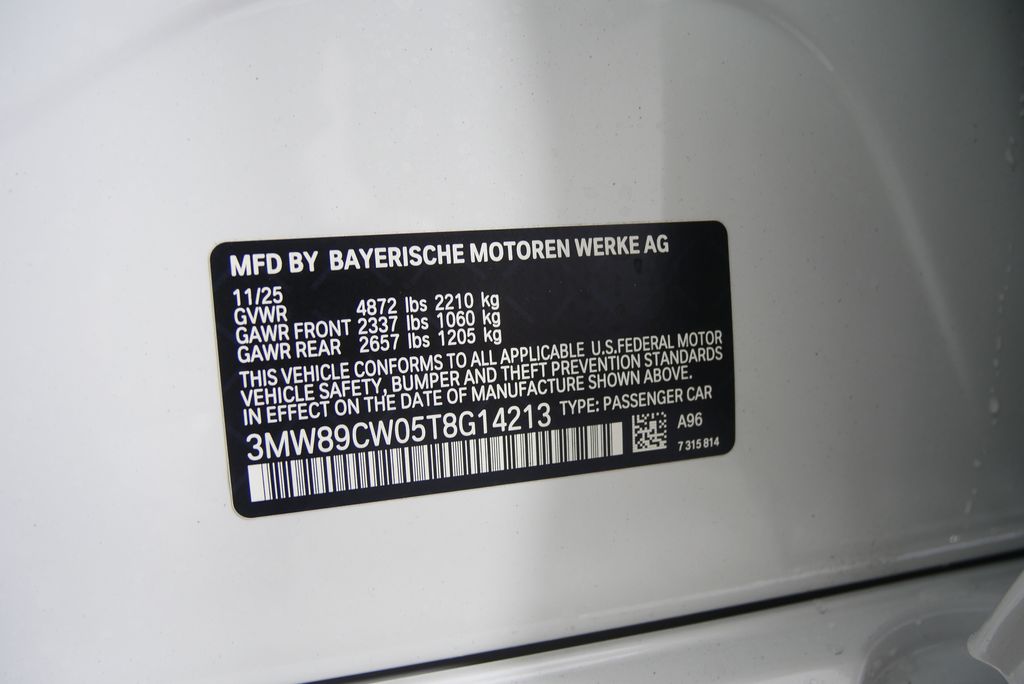 Thumbnail: 2026 BMW 3 Series - 26