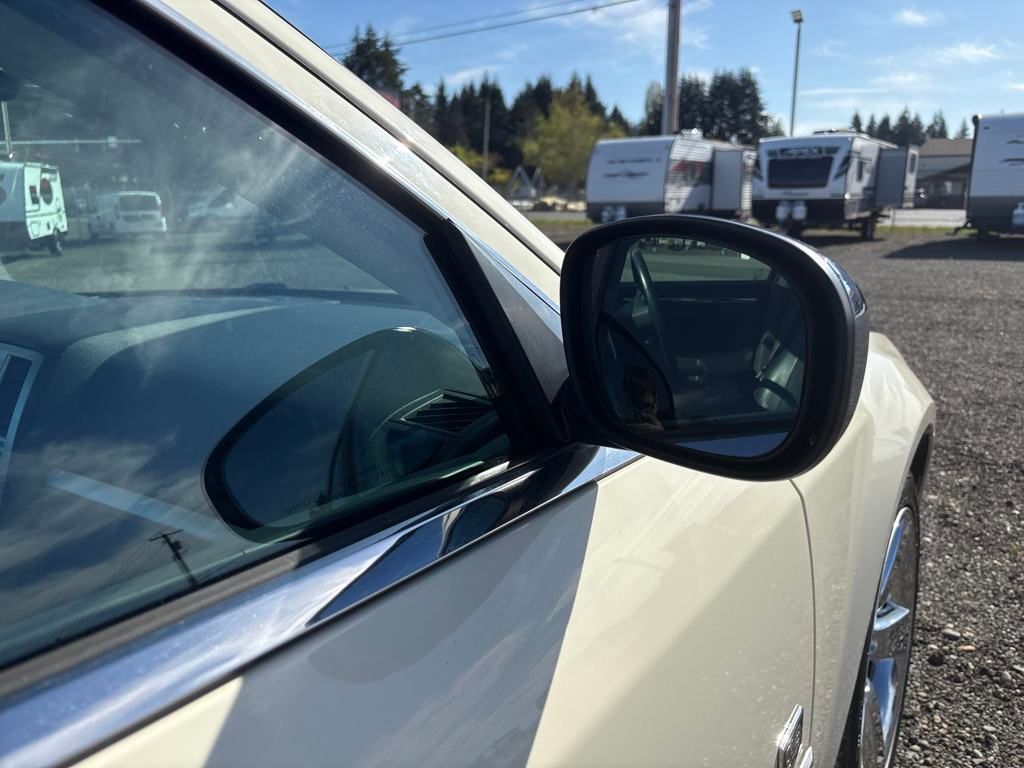 2008 Cool Vanilla Clearcoat Chrysler 300 Dub Edition RWD Sedan