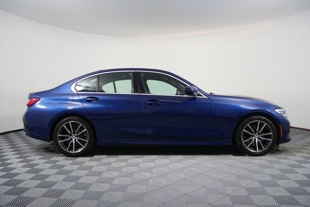 Thumbnail: 2021 BMW 3 Series - 2