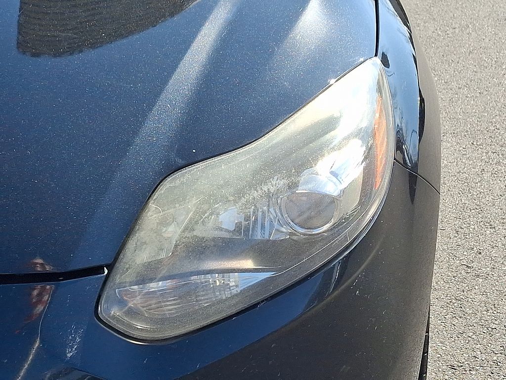 Thumbnail: 2013 Ford Focus - 9