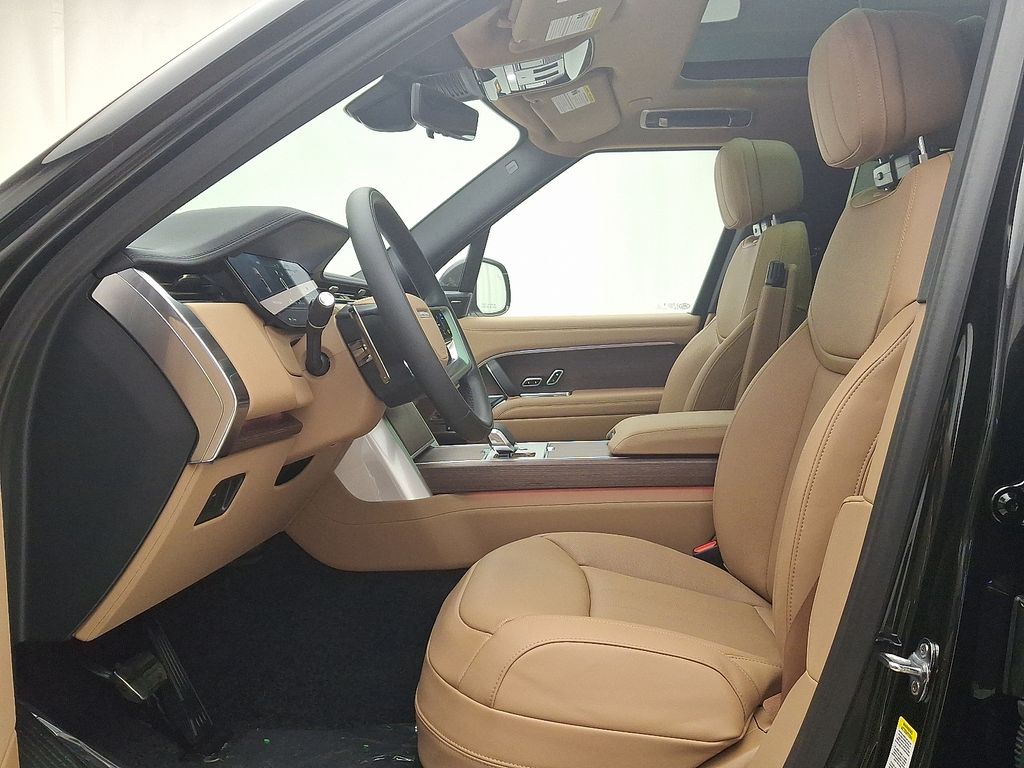 Thumbnail: 2026 Land Rover Range Rover - 11