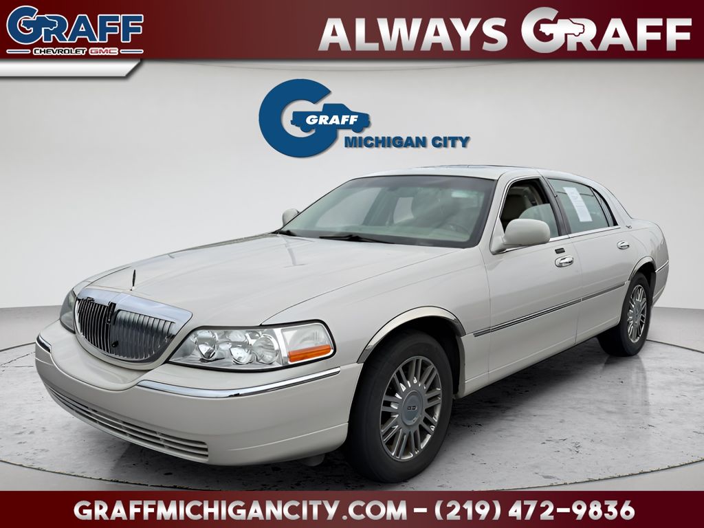 2007 Lincoln Town Car Signature Limited